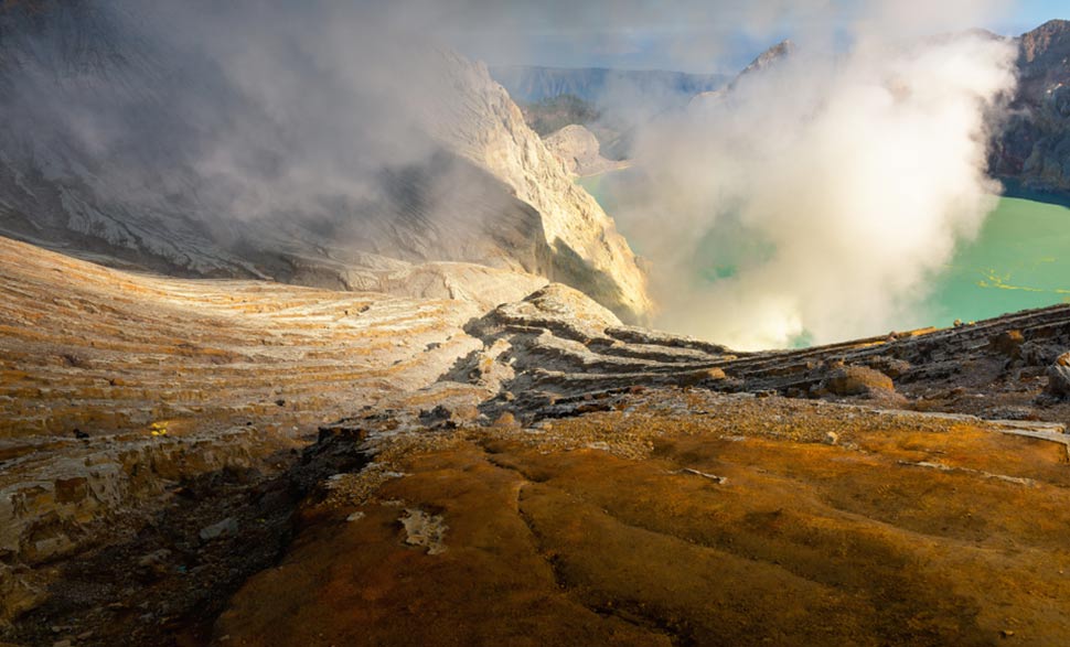 active-volcano-indonesia