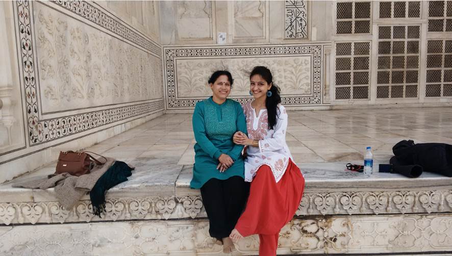 mother's-day-holiday-taj-mahal