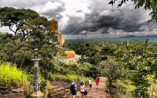 buddha sri lanka trail