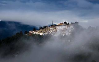 tawang losar festival